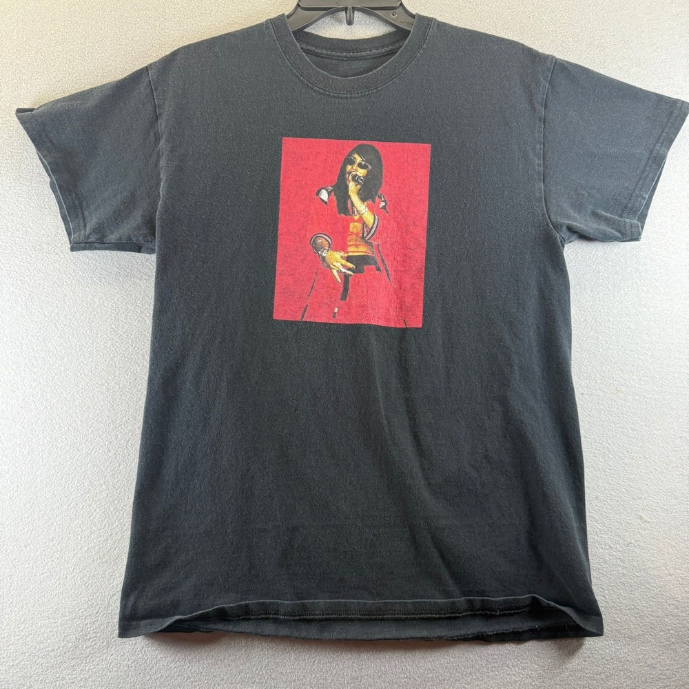 Aaliyah Graphic T-Shirt Mens Large Black Red Portrait Short Sleeve R&B Tee